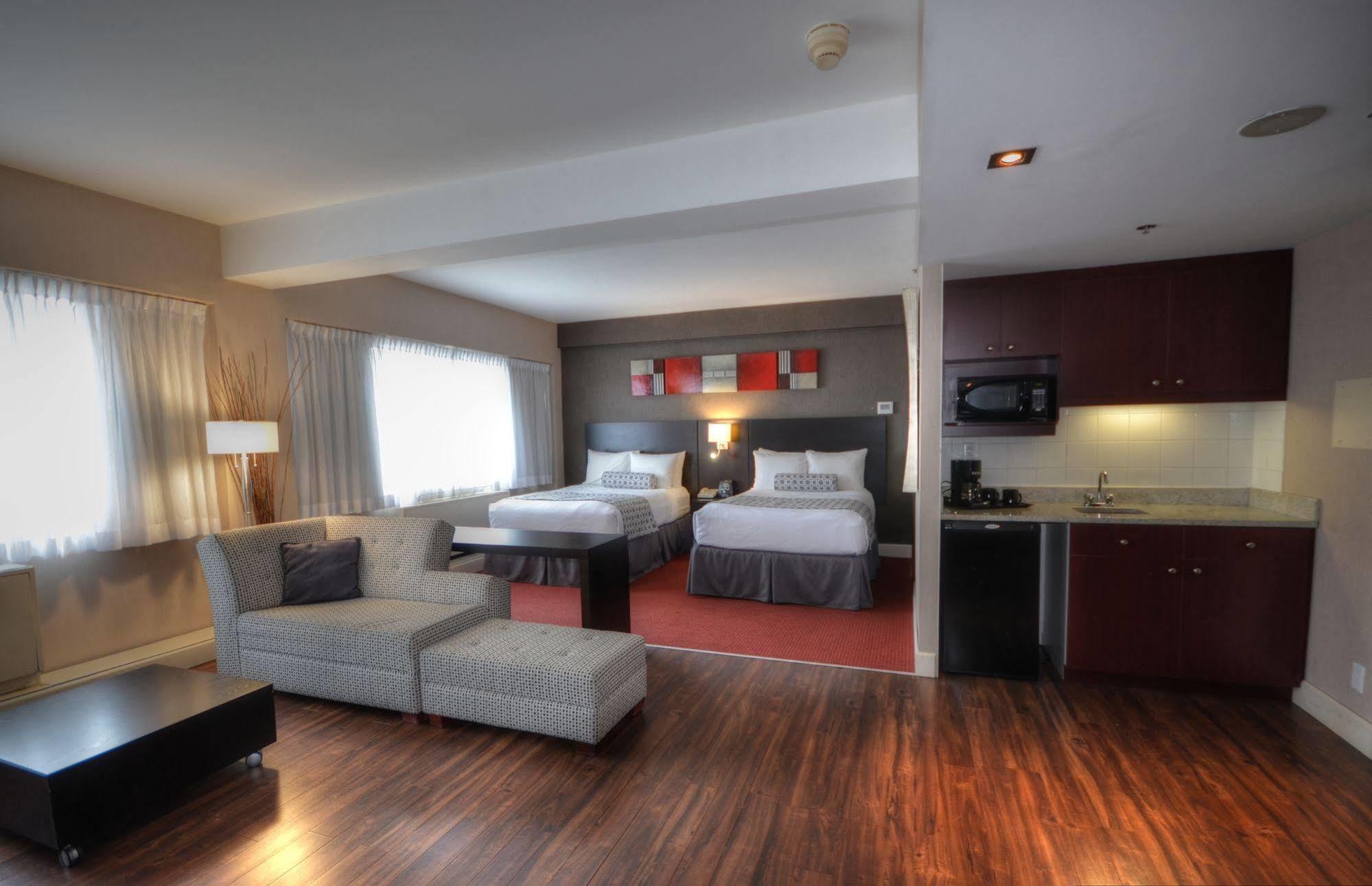 Armon Plaza Montreal Airpt, Trademark Collection By Wyndham Екстер'єр фото